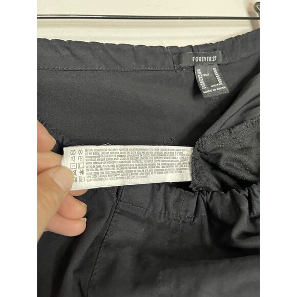 Forever 21 Women's Large Black Cargo Style Baggy Pants Pull Tab Waist & Ankles - Picture 7 of 9